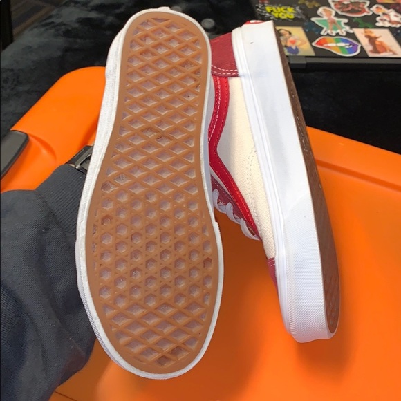 Vans - Picture 7 of 8